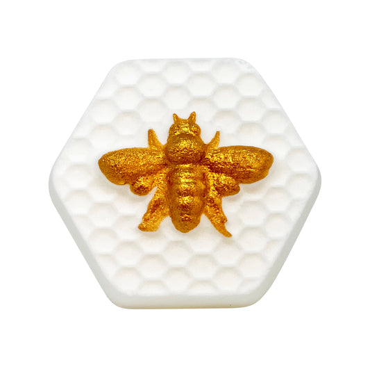 The Queen Bee Spring Bath Bomb- Oatmeal, Milk, & Honey Scent